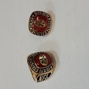 Costume San Francisco 49ers ring and pin. Ring approximately size 7.